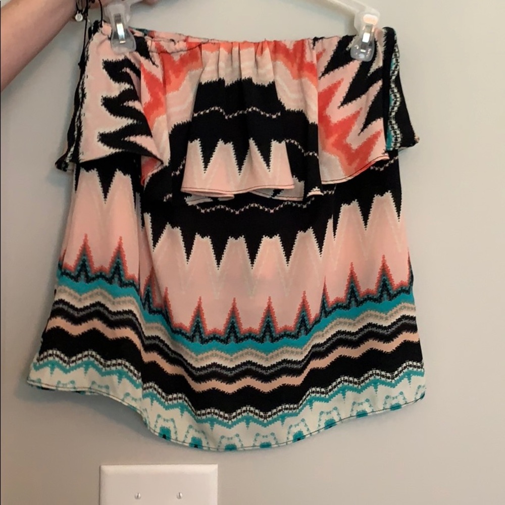 Ruffled tupe top